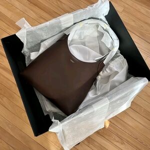 Coach Brooklyn 28 Bag In Maple